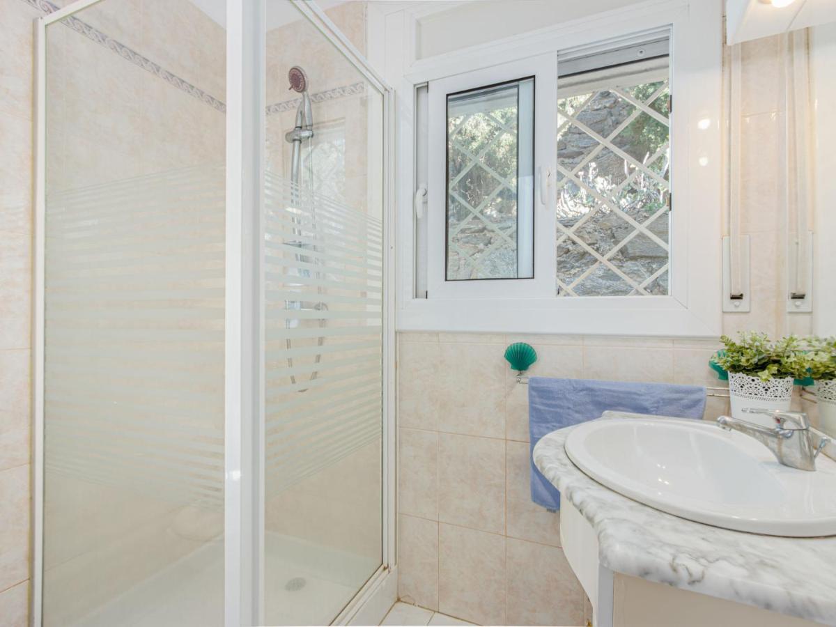 Holiday Home Villa Cecilia Rosas Exterior foto